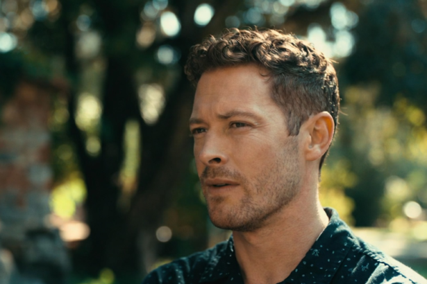 Jonathan Bailey
